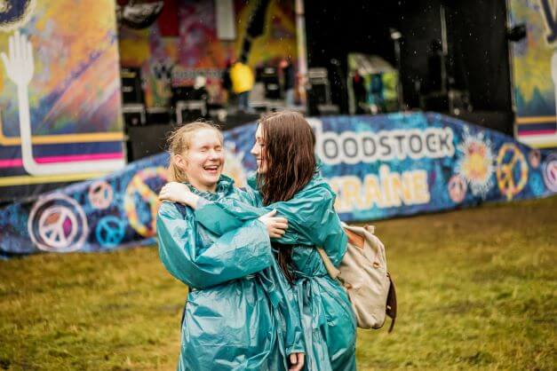 festival in the rain