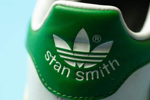 diario huella dactilar métrico The Iconic Adidas Stan Smith Sneaker | Fast Fashion News